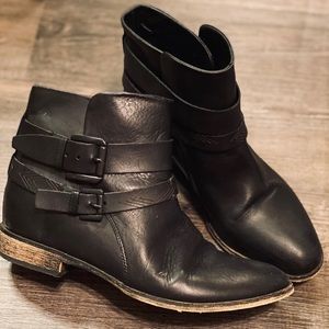 Steve Madden | NEW boho faux leather ankle booties